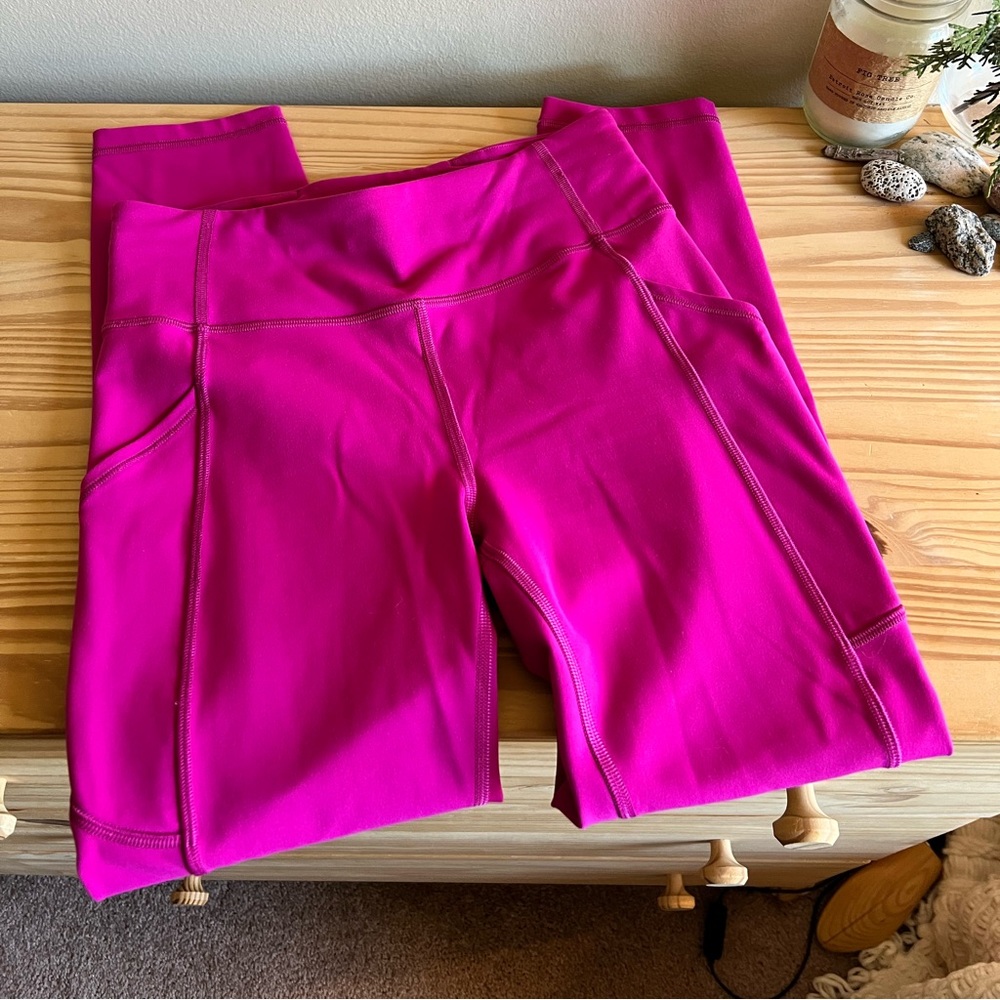 Lululemon - Picture 4 of 9